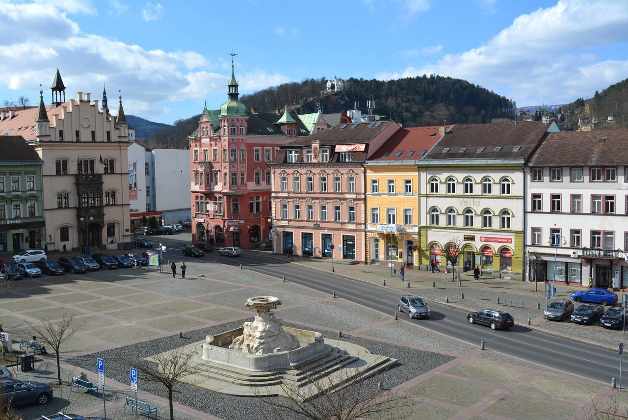 Hotel Posta Decin Extérieur photo